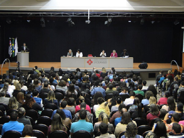 noticia-content-news_20160923_AulaMagnaPedagogia.jpg